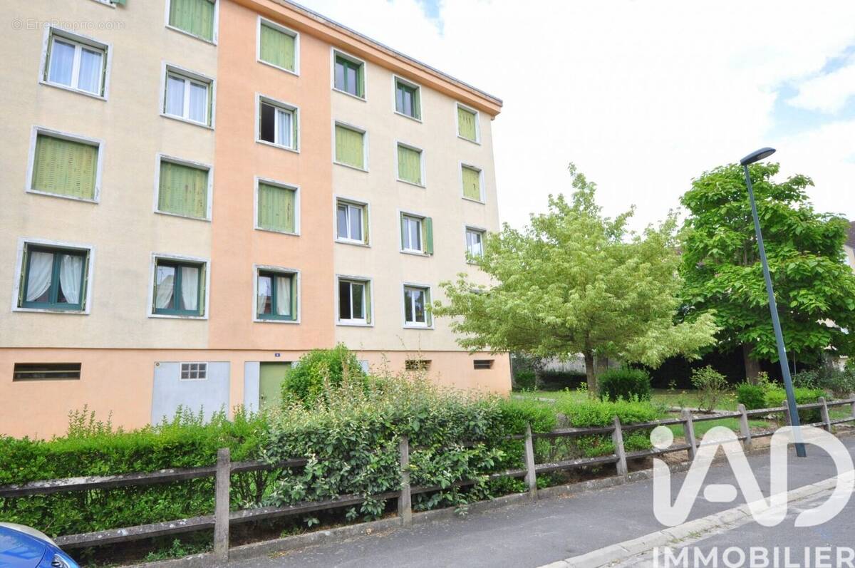 Photo 1 - Appartement à ETAMPES