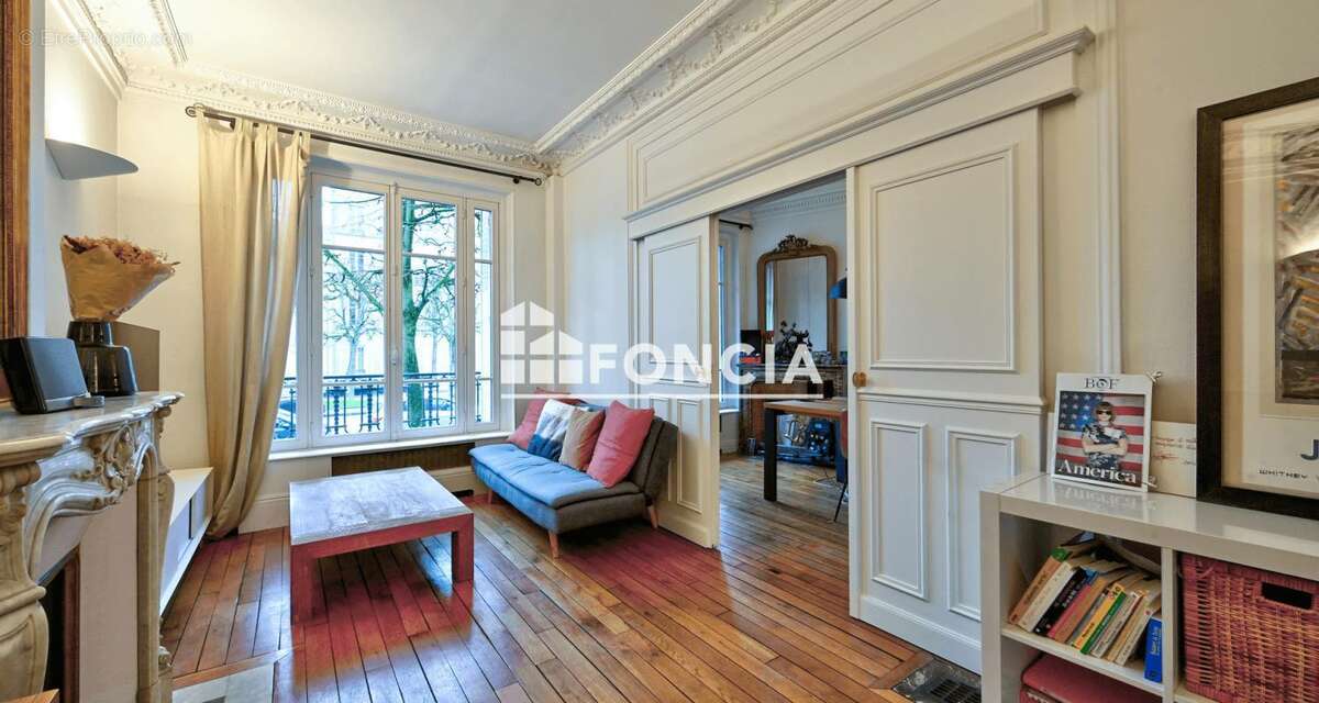 Appartement à VERSAILLES