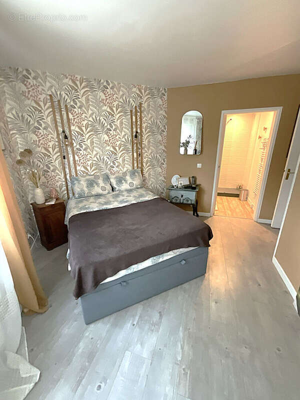 Appartement à MONTIGNY-LE-BRETONNEUX