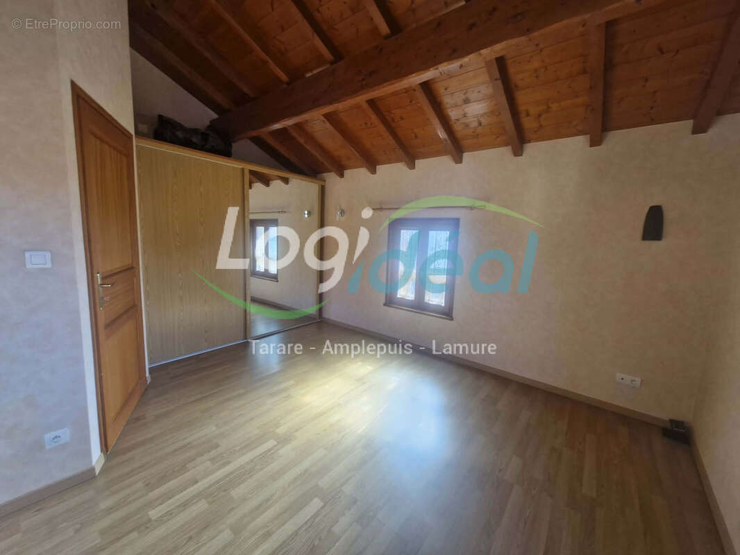 Maison à LAMURE-SUR-AZERGUES