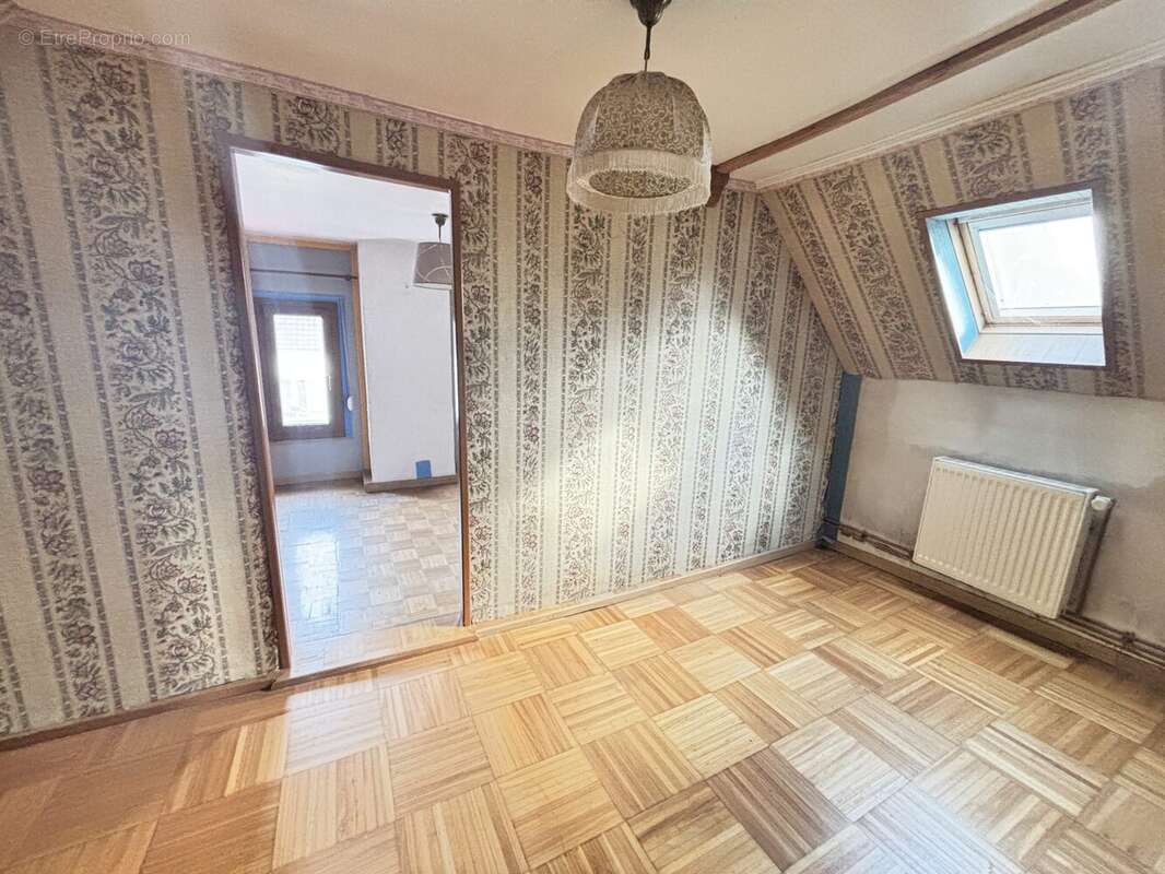Maison à SAINT-LEGER-AUX-BOIS