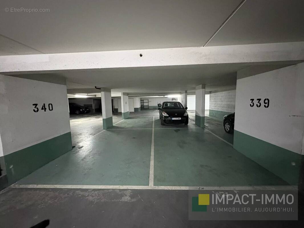 Parking à LEVALLOIS-PERRET