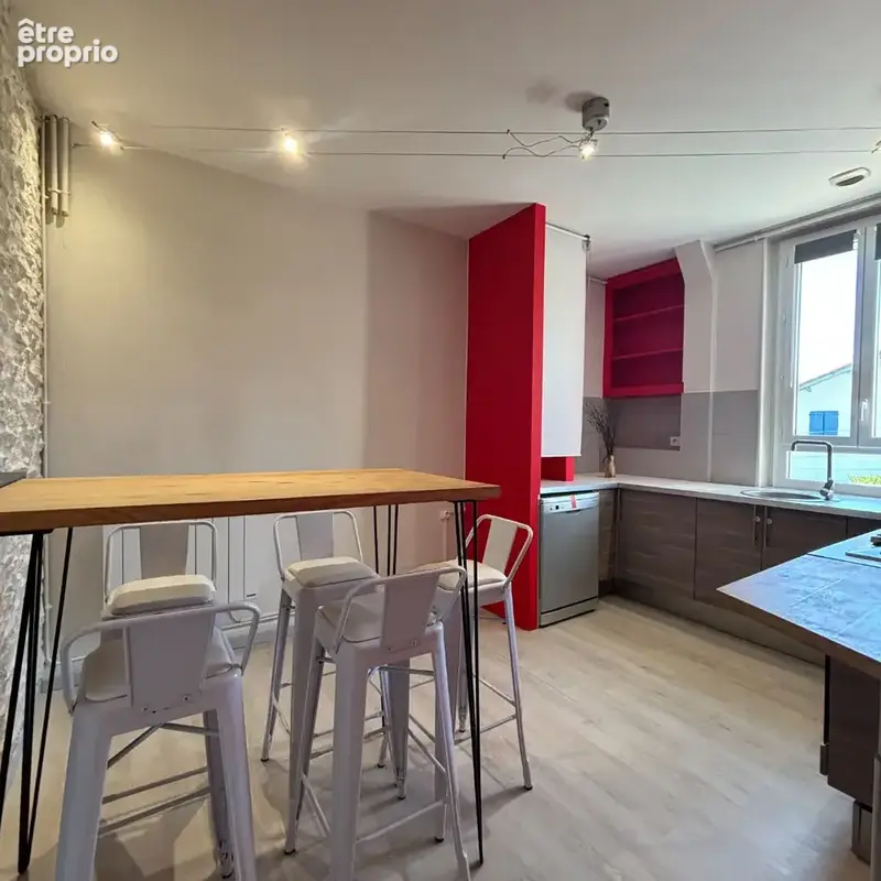Appartement à GUILHERAND-GRANGES