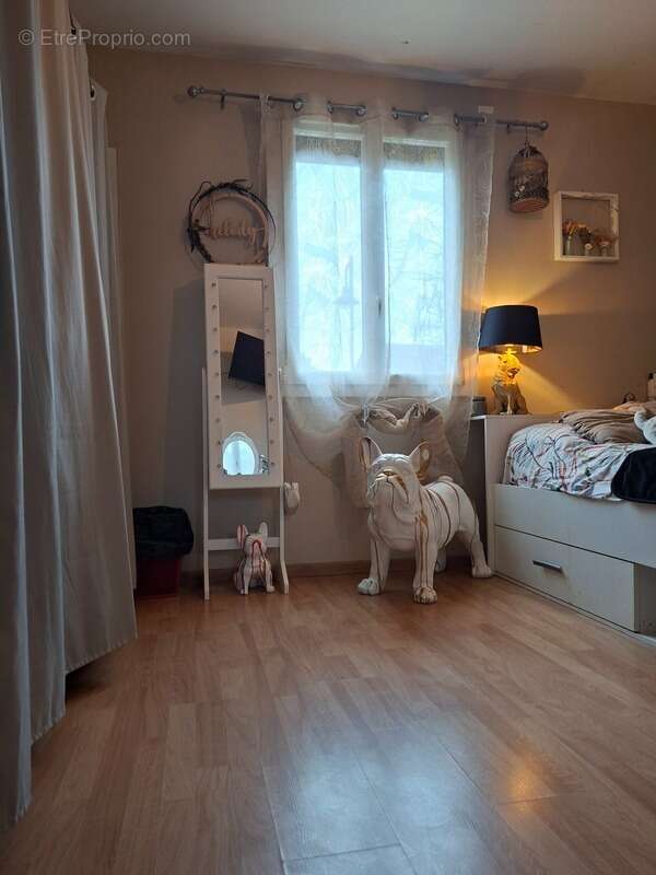 Maison à FRESNAY-SUR-SARTHE