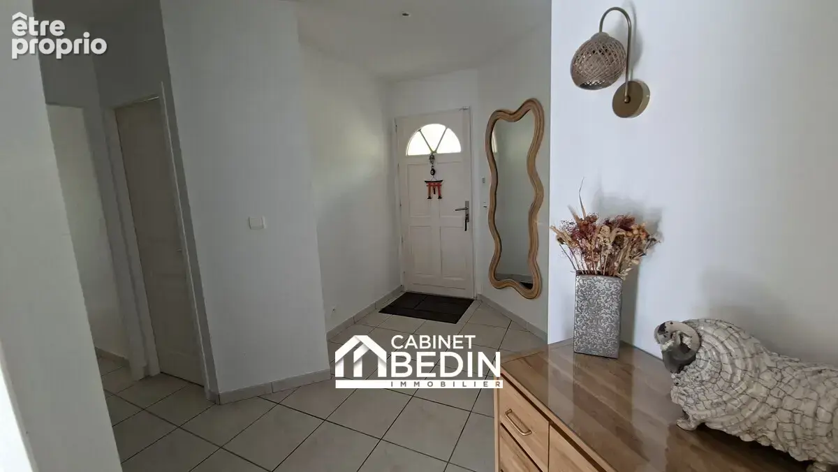 Maison 8 pièces 239 m² à vendre à Salignac (33240) - photo 3