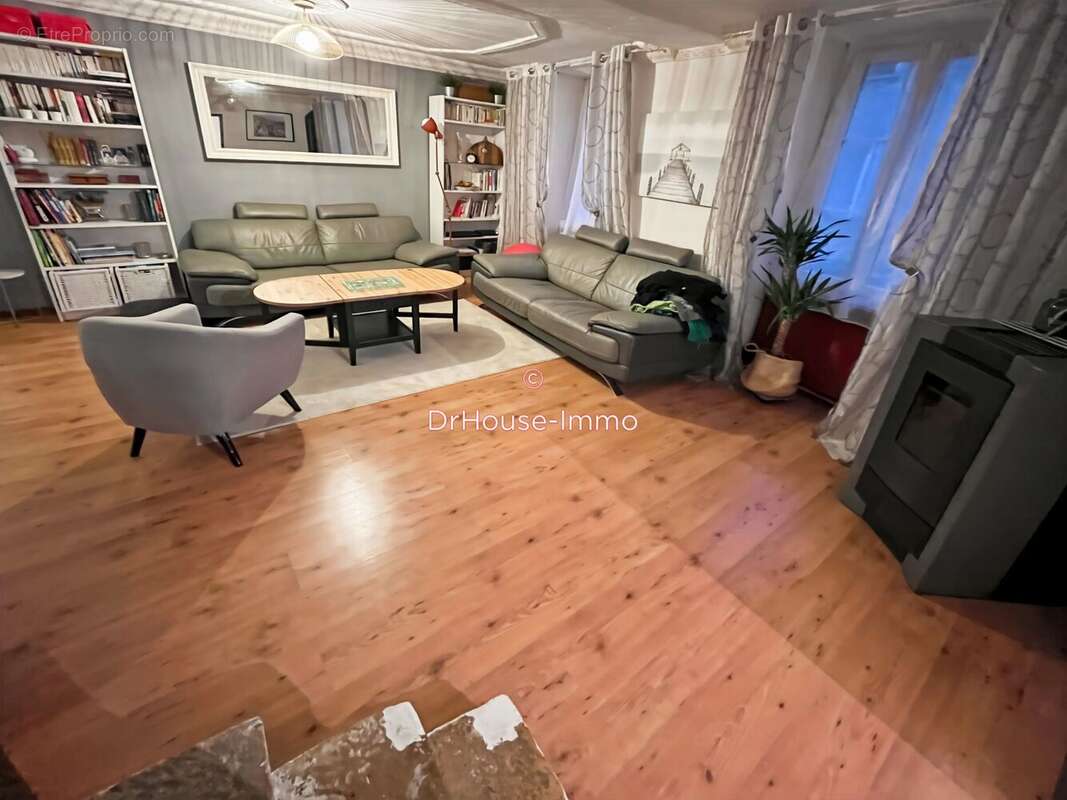 Maison à FONTENAY-SAINT-PERE