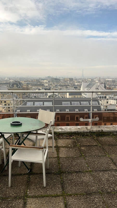 Appartement à PARIS-10E