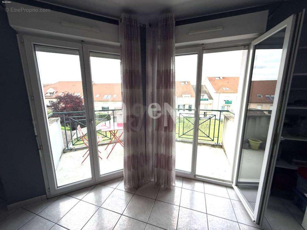 Appartement à CLAYE-SOUILLY