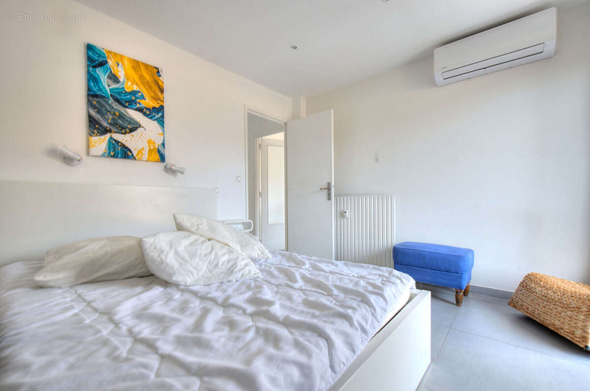 Appartement Saint Raphael centre ville et mer - photo 8