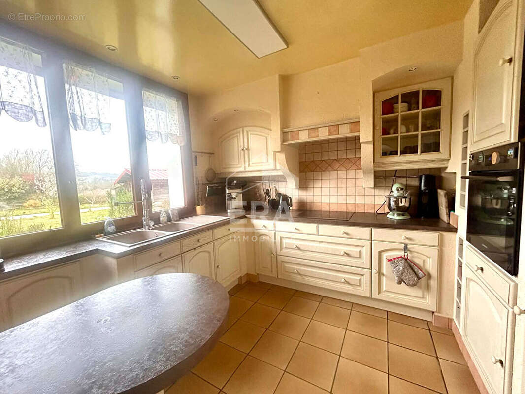 Maison à BONNINGUES-LES-ARDRES