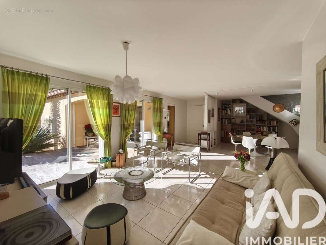 Photo 8 - Maison à OLLIOULES