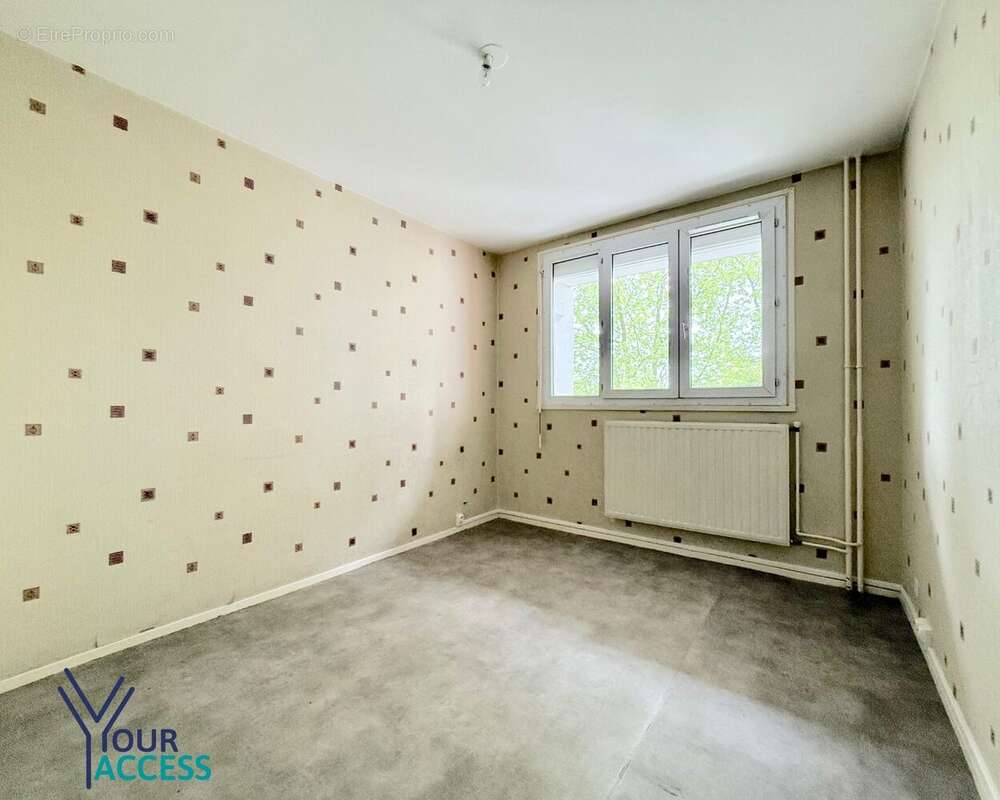 Appartement à MEYZIEU