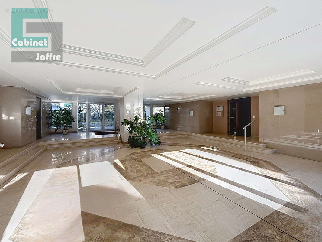 Appartement à FONTAINEBLEAU