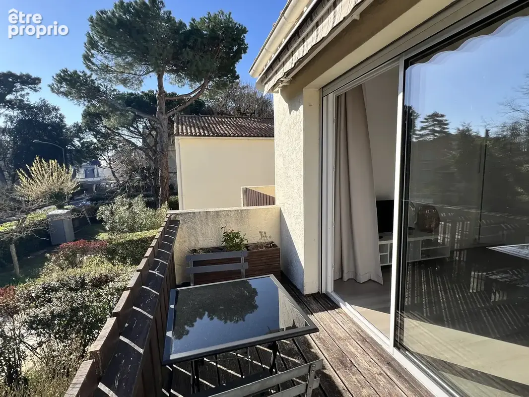 Royan - quartier du parc - appartement t1 avec balcon et parking - 150 m plage - photo 1
