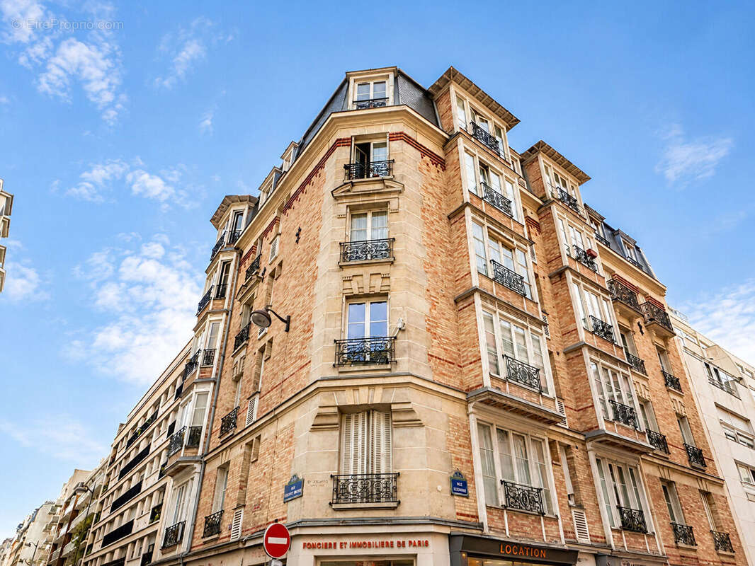 Paris 15e - saint-charles / charles-michels - photo 4