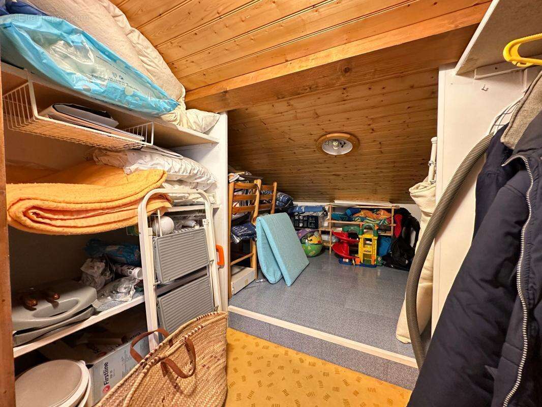 Appartement à VAUX-SUR-MER
