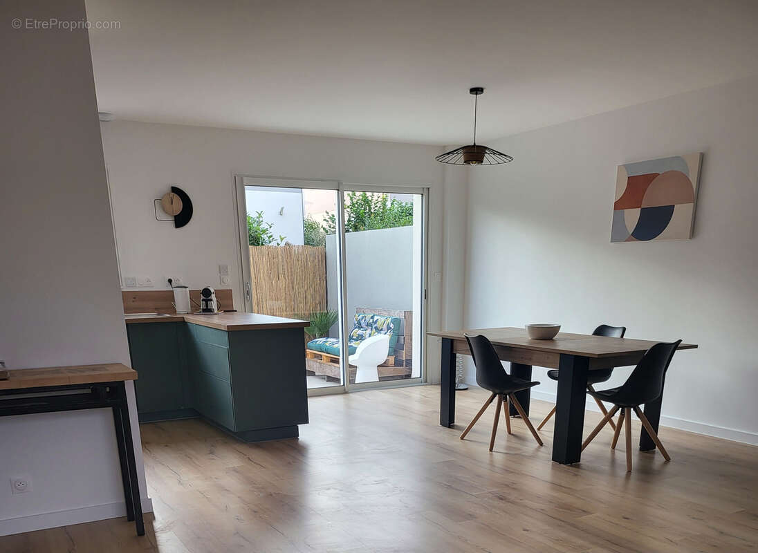 Maison à LES PONTS-DE-CE