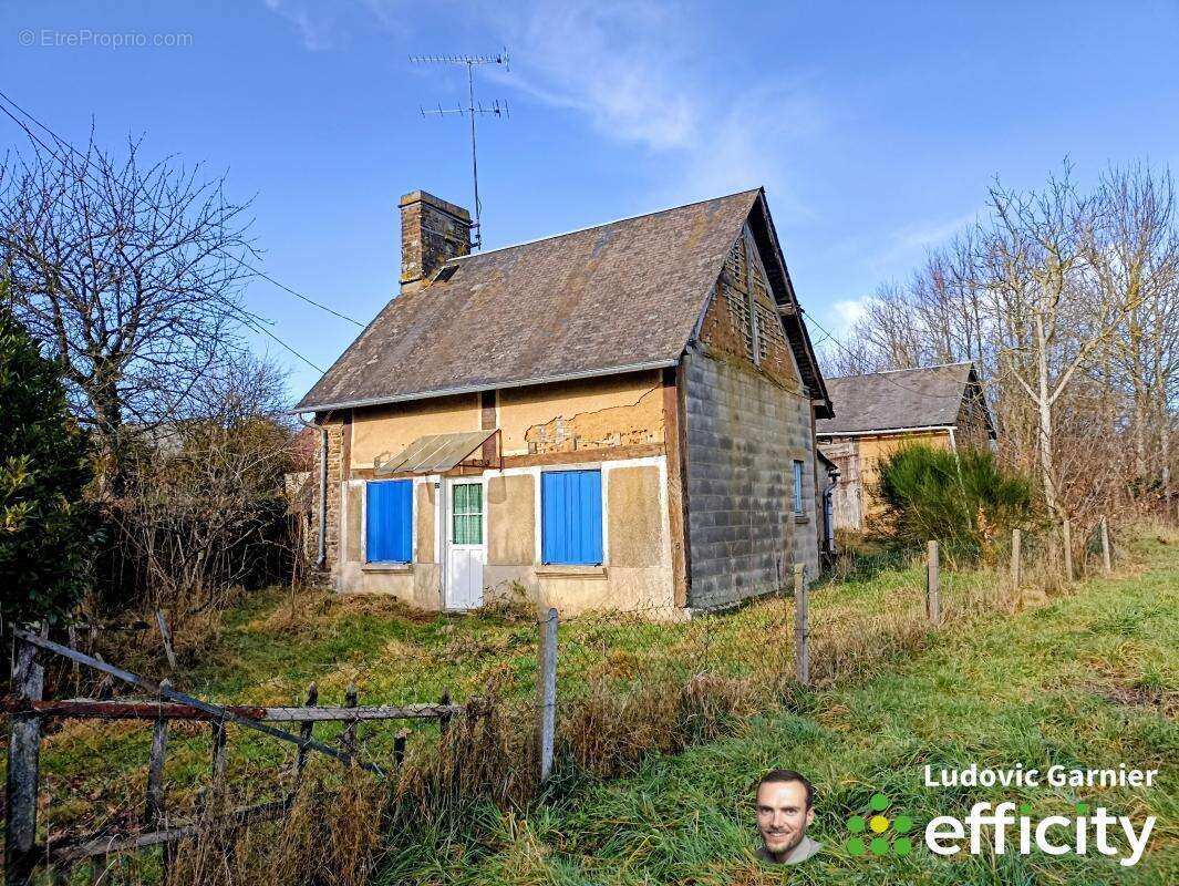 Maison à SAINT-HILAIRE-DU-HARCOUET