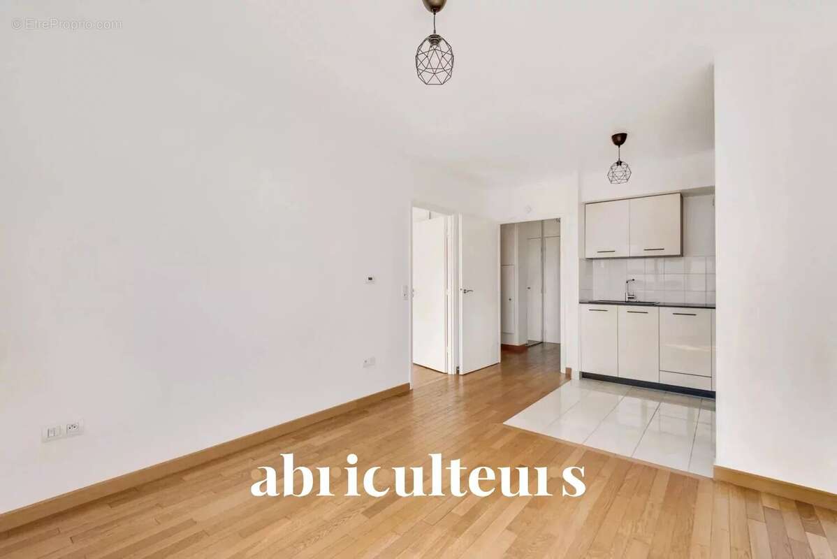 Appartement à ISSY-LES-MOULINEAUX