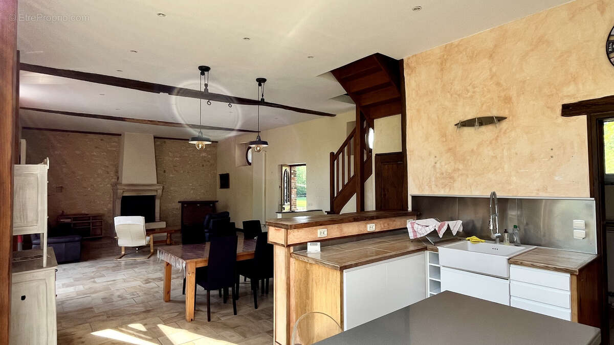 Maison à CHALMAISON