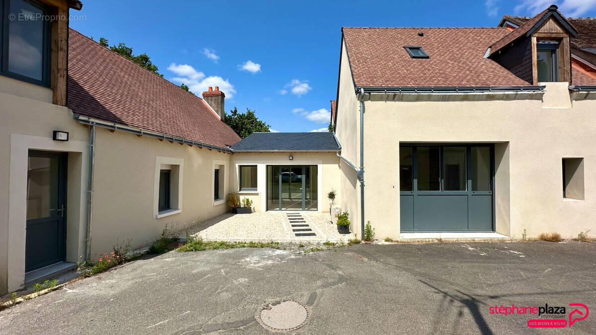 Maison à MONTLOUIS-SUR-LOIRE