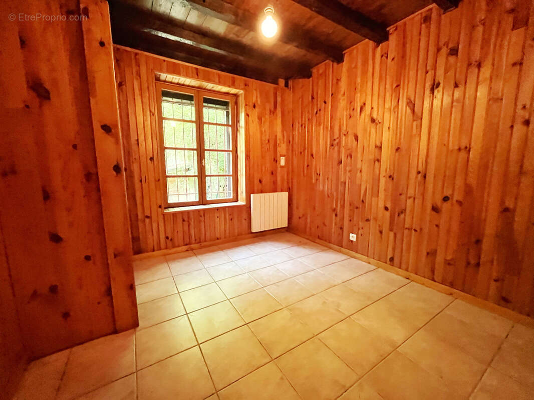 Maison en forêt a 15 minutes du lac des sapins - photo 9