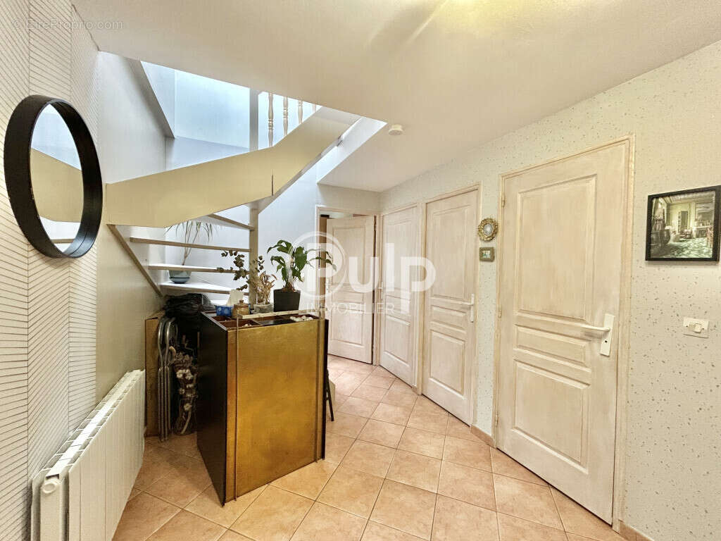 Maison à BUSNES
