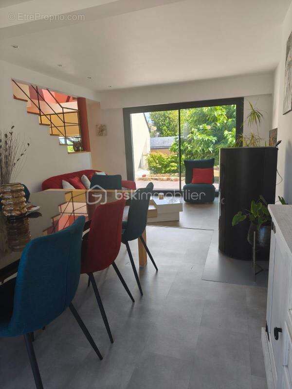 Maison familiale avec piscine chauffée – DPE C - photo 6