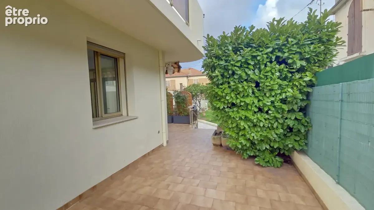 SOUS COMPROMIS DE VENTE - CANNES maison 5 pièces de 115 m2 sur un terrain de 442 m2 - photo 19