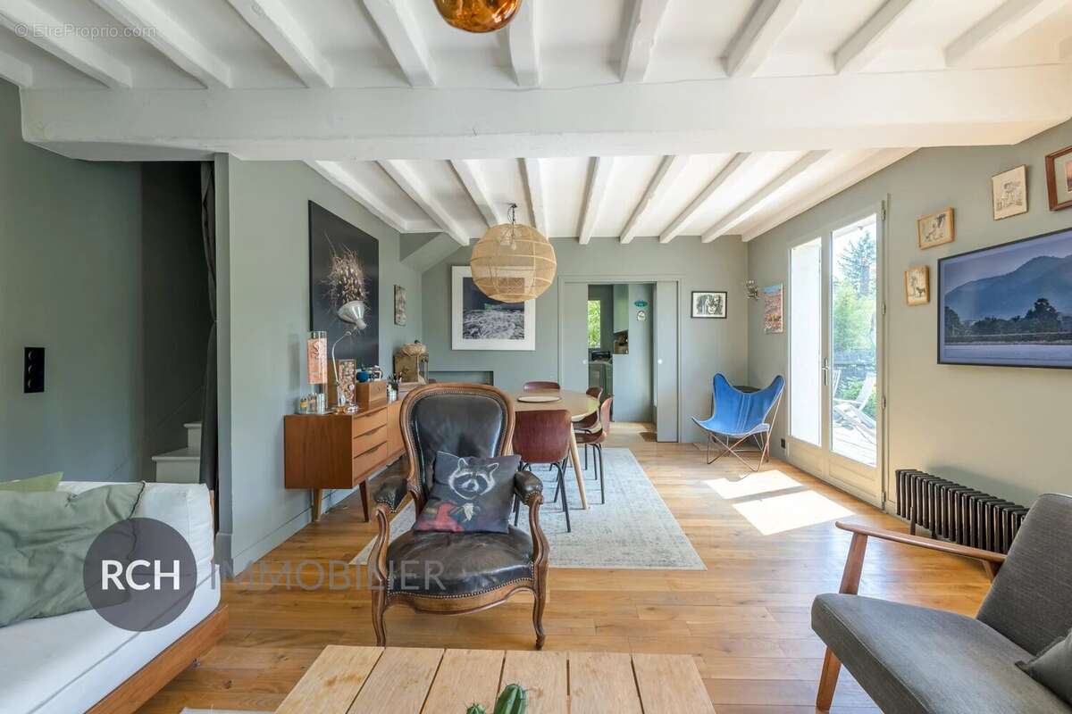 Maison à MONTFORT-L'AMAURY