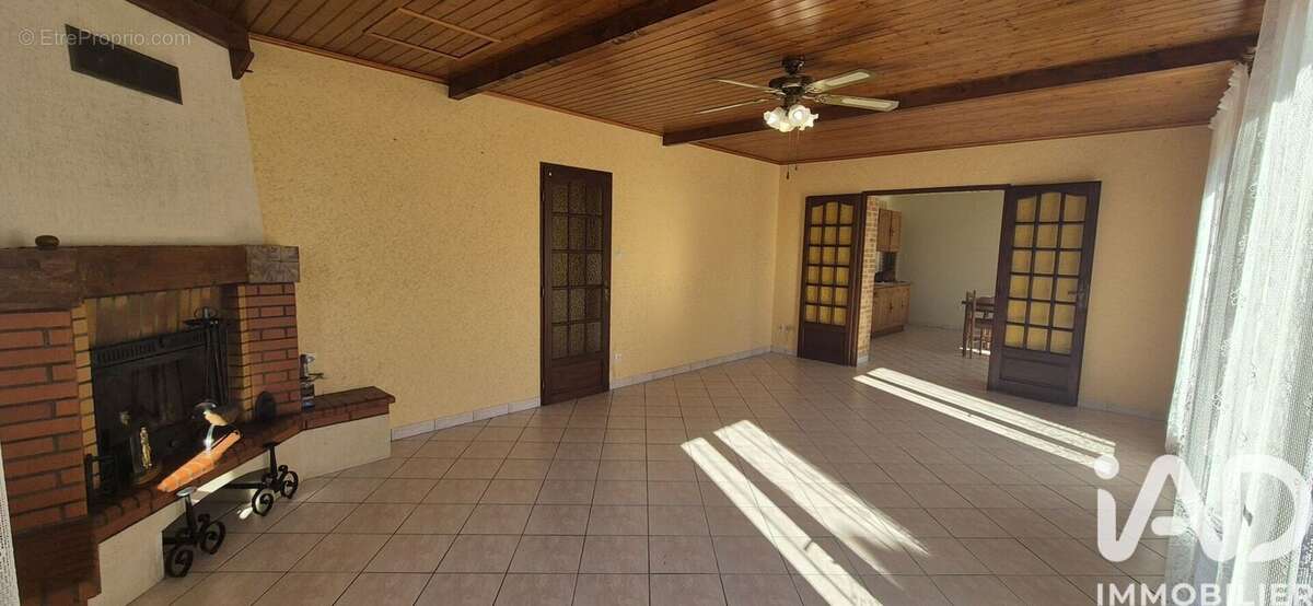 Photo 8 - Maison à BUSSAC-SUR-CHARENTE