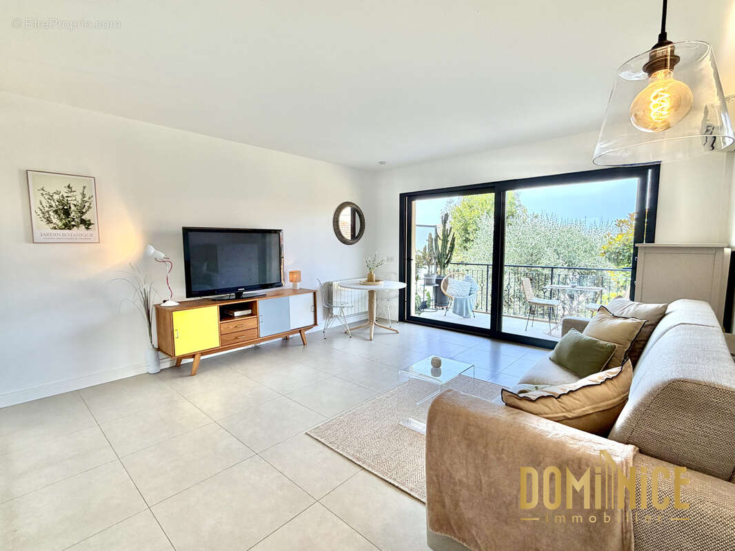 Superbe studio terrasse 8m2 calme complet plein sud - photo 5