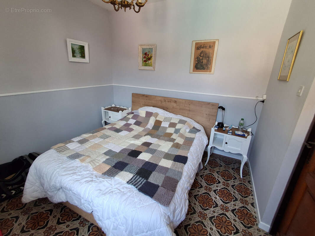 Maison à CASTELSAGRAT