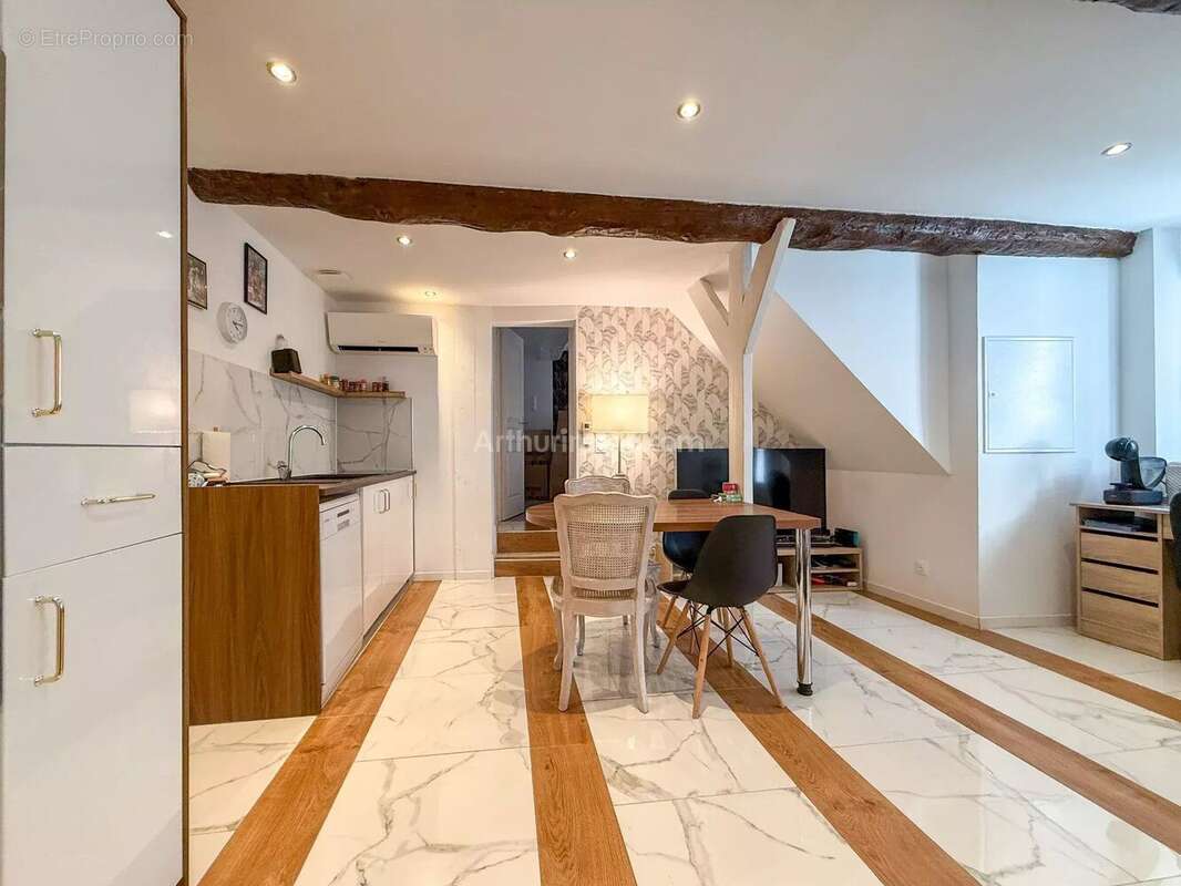 Vente Appartement Les arcs(83460) 140 000ï¿œ - photo 3