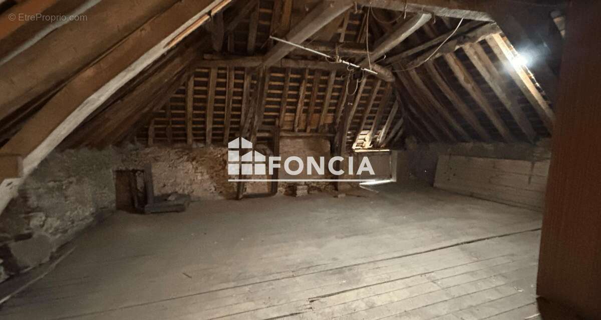 Maison à SILLE-LE-GUILLAUME