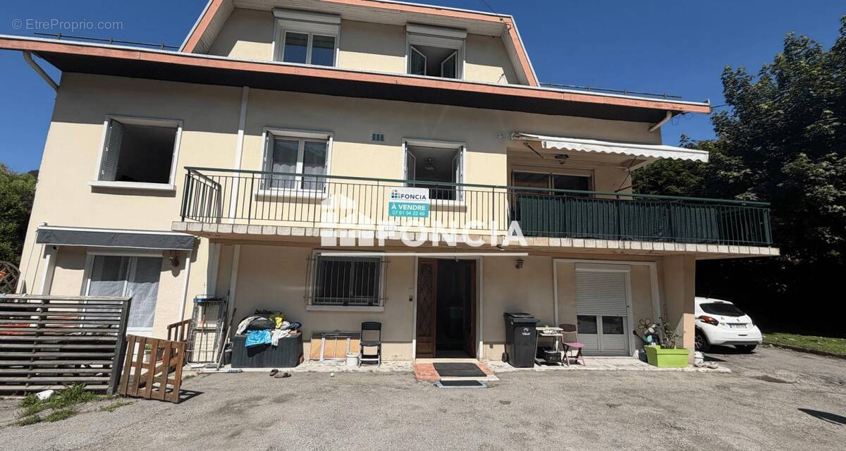 Appartement à VIZILLE