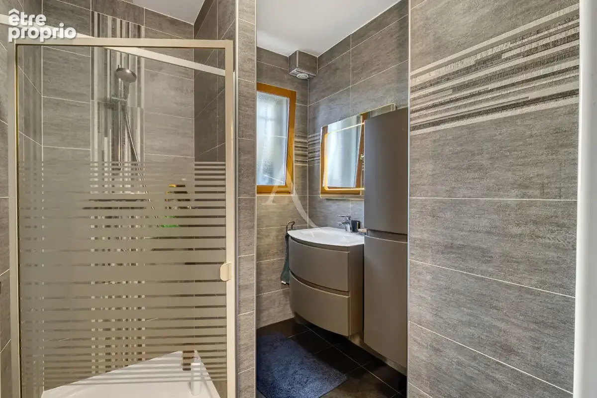 Maison saint-martin-bellevue  154m², (244 m² au sol) - photo 11