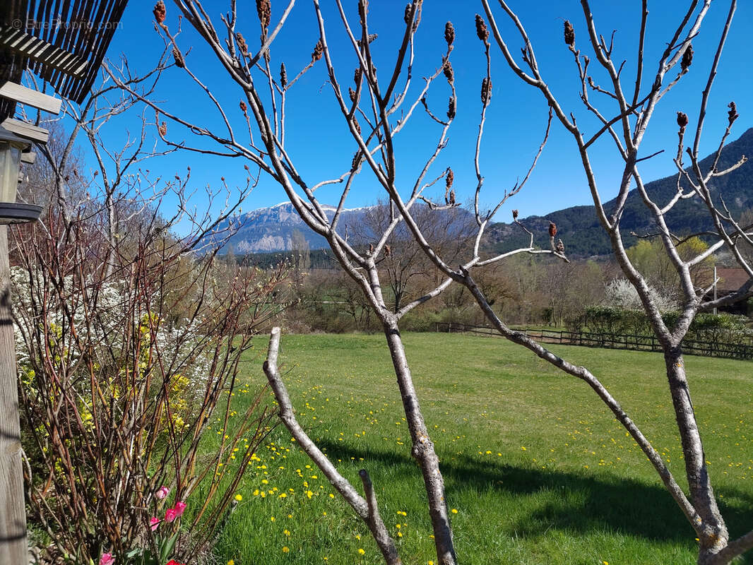 Maison à MONTLAUR-EN-DIOIS