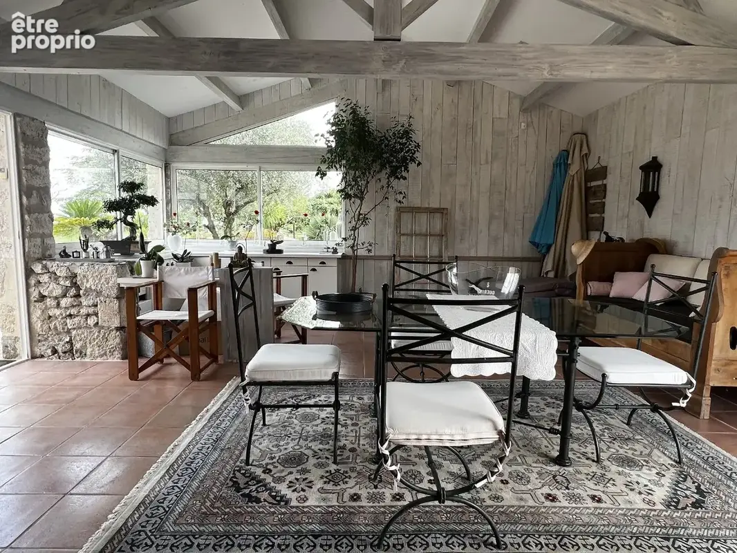 Charmante Maison en Pierre avec Piscine, Vues Panoramiques et Jardin Paisible - photo 7