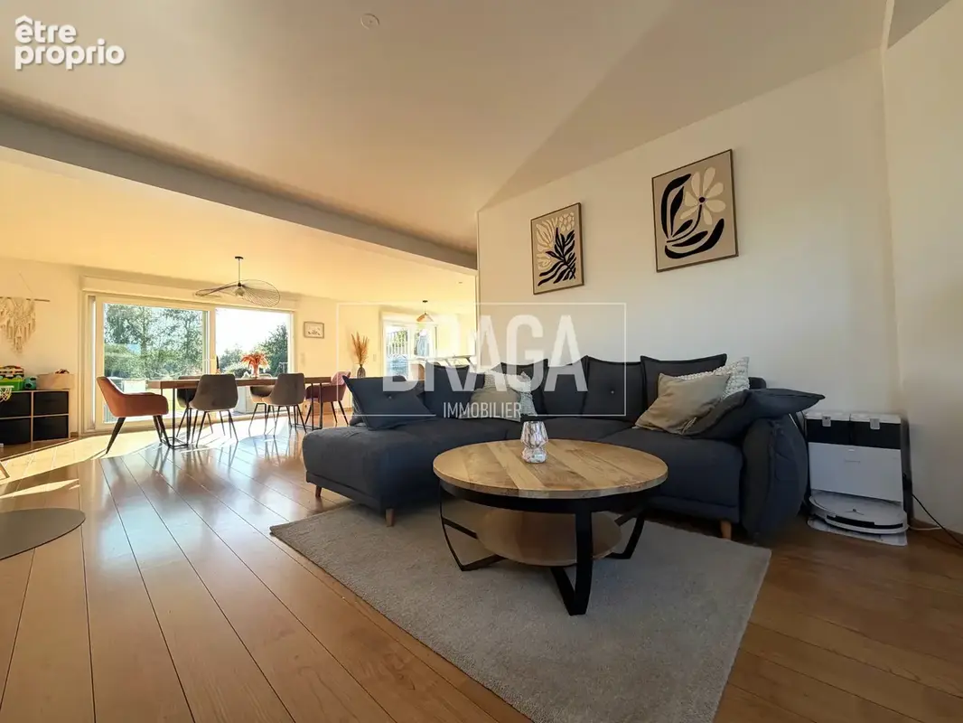 Maison 6 pièces 137 m² · à Bellebrune · 137 m² · 429 900 €
