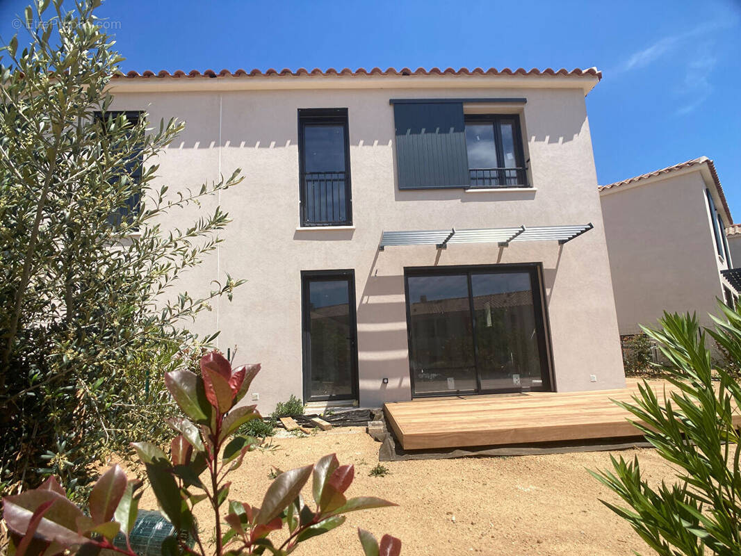 Maison à SIX-FOURS-LES-PLAGES