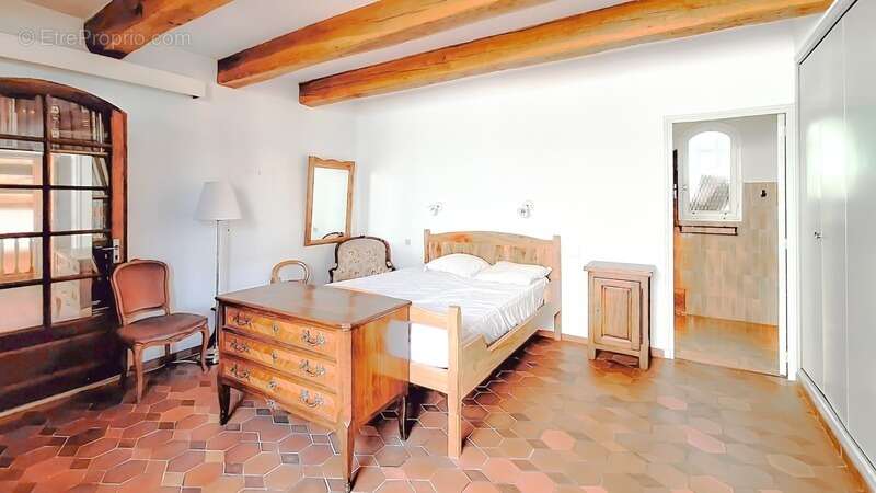 Maison à SAUSSET-LES-PINS
