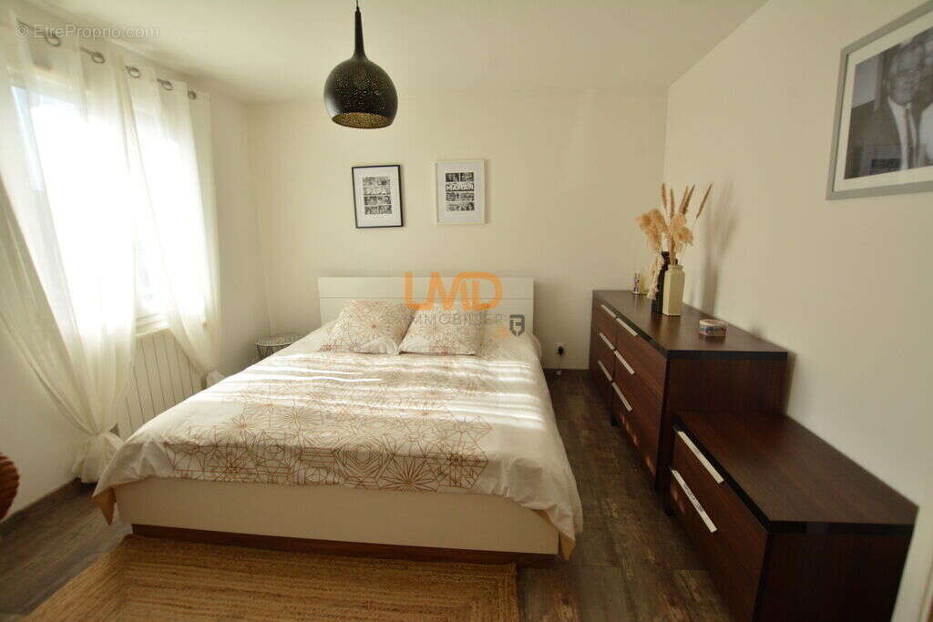 Maison à SAINT-GILLES