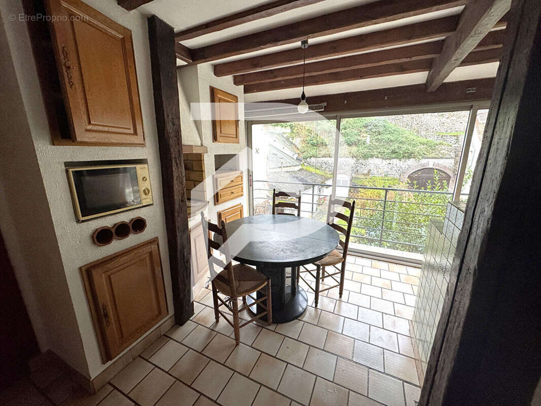 Maison à IVRY-LA-BATAILLE