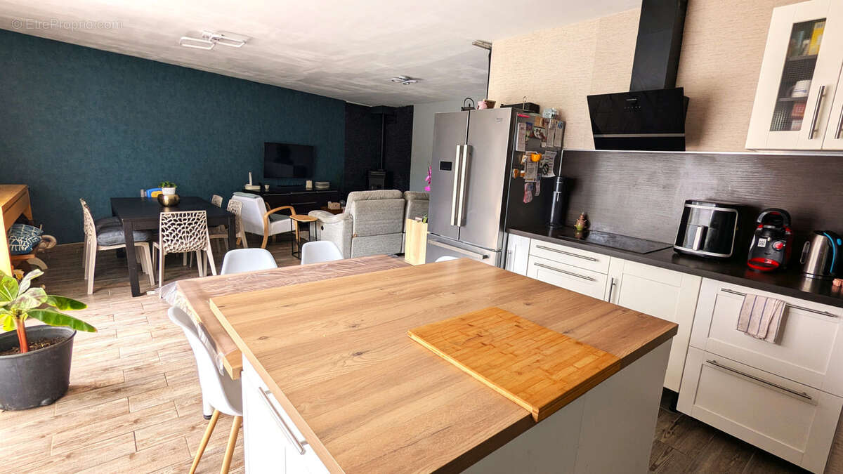 Maison à PAGNEY-DERRIERE-BARINE