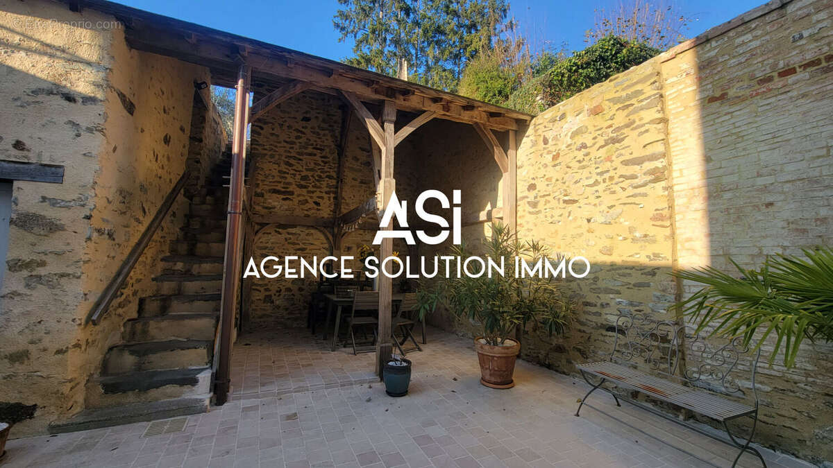 Maison à SILLE-LE-GUILLAUME