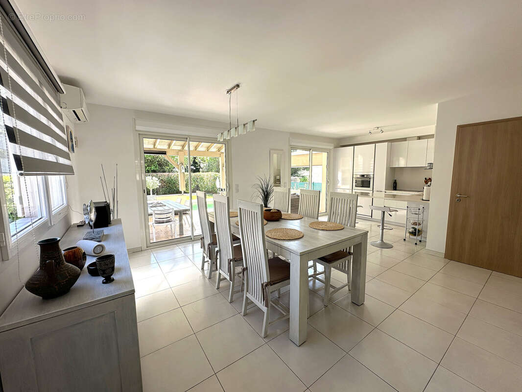 Maison à SAINT-CYPRIEN