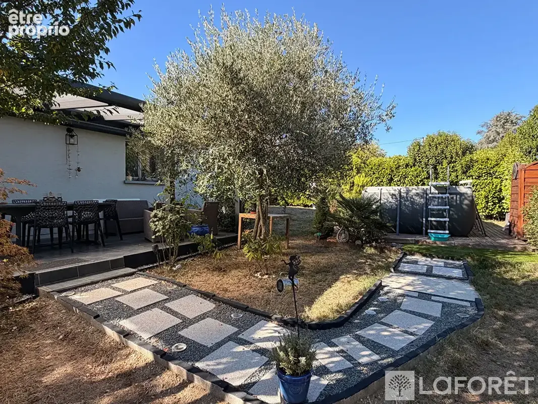 Maison de plain-pied avec garage et jardin clos - photo 14