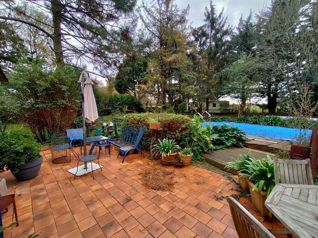 Maison à SAINT-LYPHARD