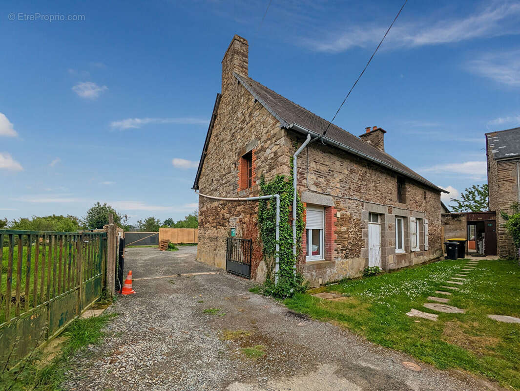 Maison à TRANS-LA-FORET